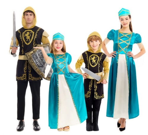 Group of medievals and warriors