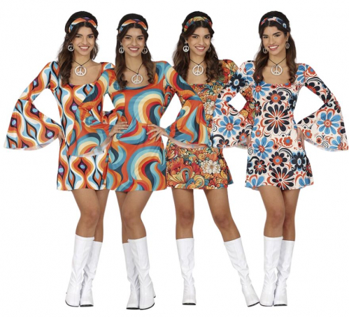 Grupo com vestidos hippies