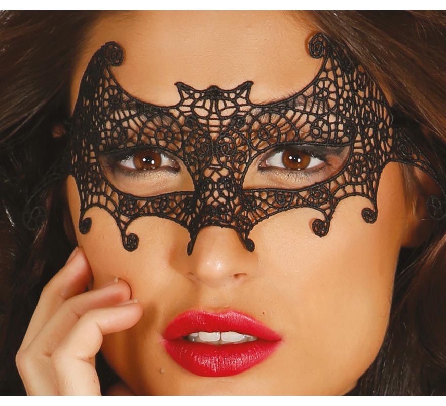 Máscara de morcego bordado