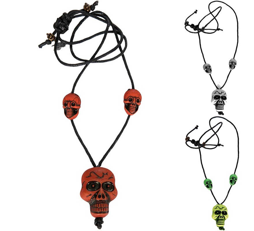 Colar com caveiras em cores sortidas