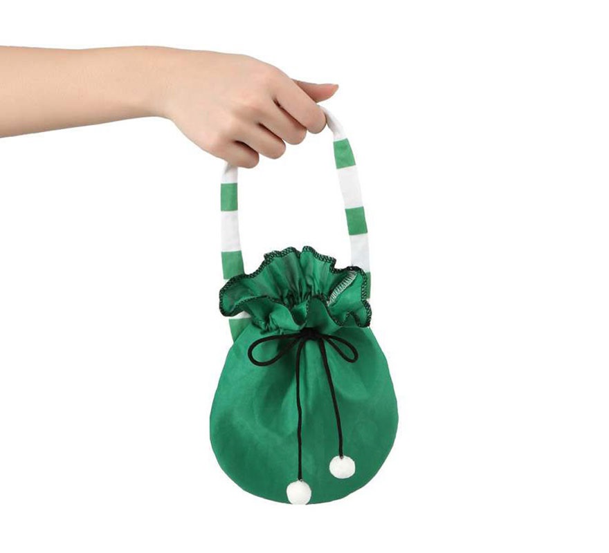 Bolsa verde com borlas