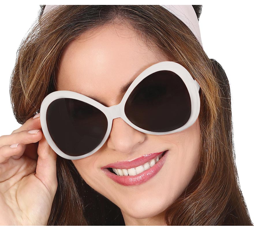 White glasses from the 70s