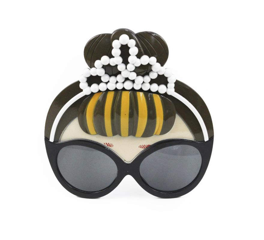 Model glasses with crown