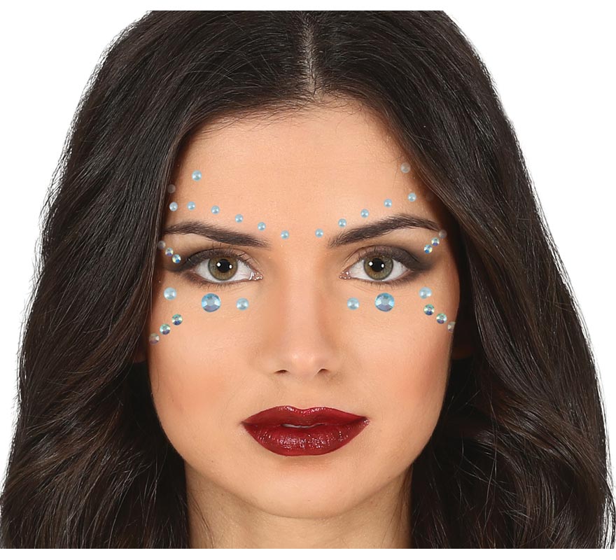 Joias faciais, cílios e sobrancelhas brilhantes