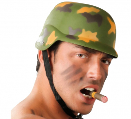 Capacete militar com corda