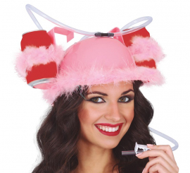 Capacete de penas rosa com bebidas