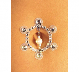 Dançarina do ventre da jóia do umbigo