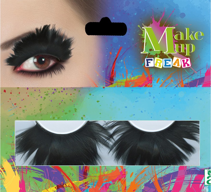 Cílios pretos grossos